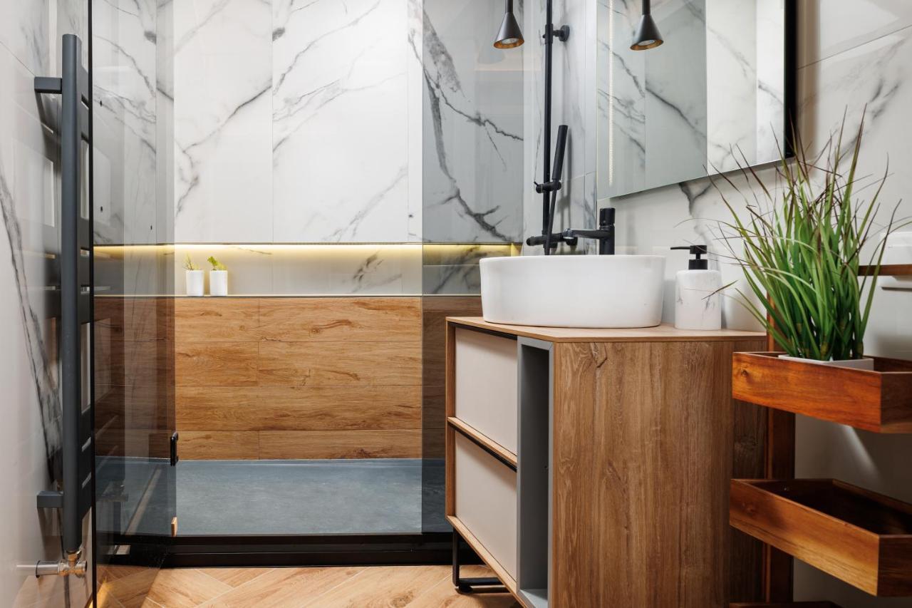Pure Living Apartment W. Private Parking 布拉索夫 外观 照片